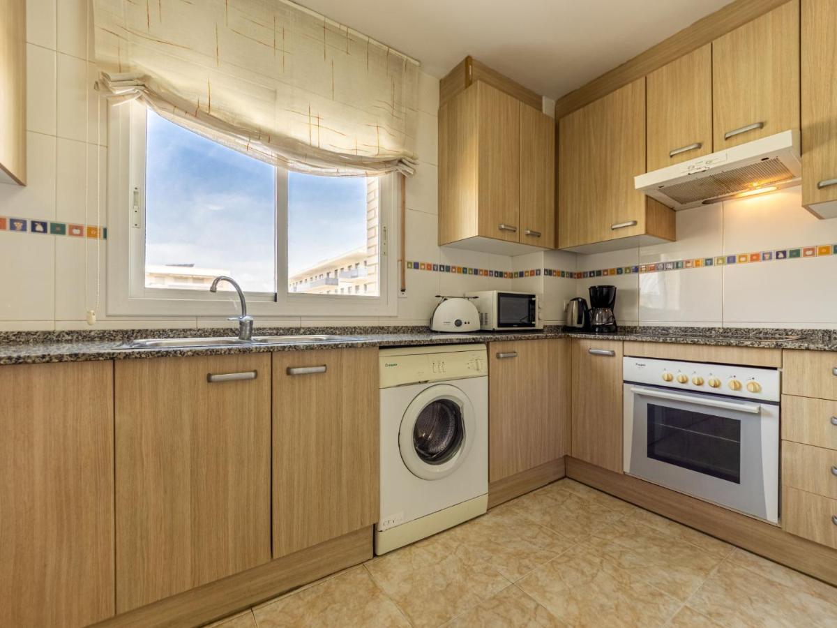 Nova Pineda-10 By Interhome