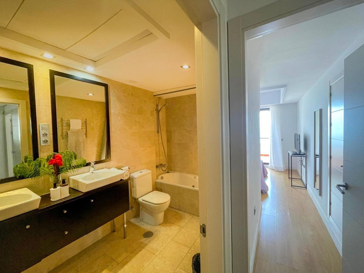 Exclusive Luxury Frontline Penthouse Del Mar - Estepona Apartment