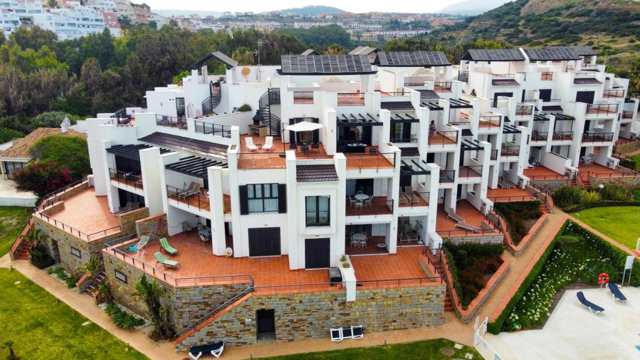 Exclusive Luxury Frontline Penthouse Del Mar - Estepona *