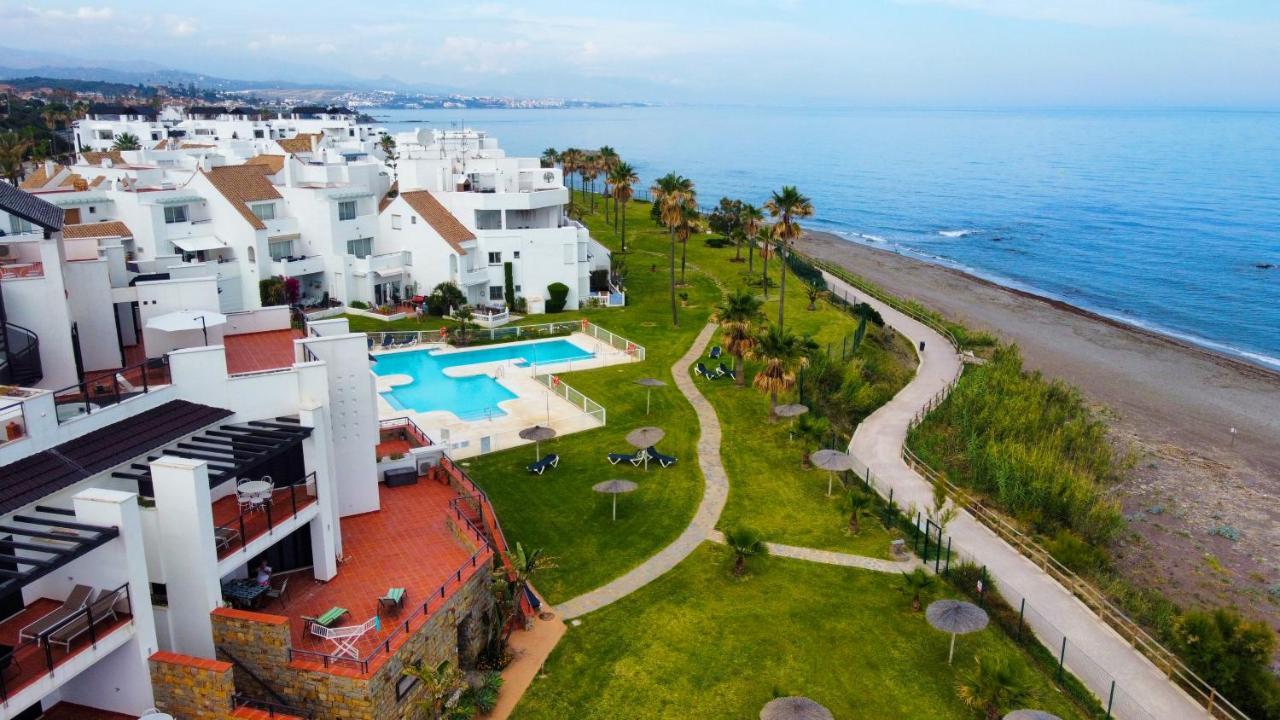 Exclusive Luxury Frontline Penthouse Del Mar - Estepona Apartment