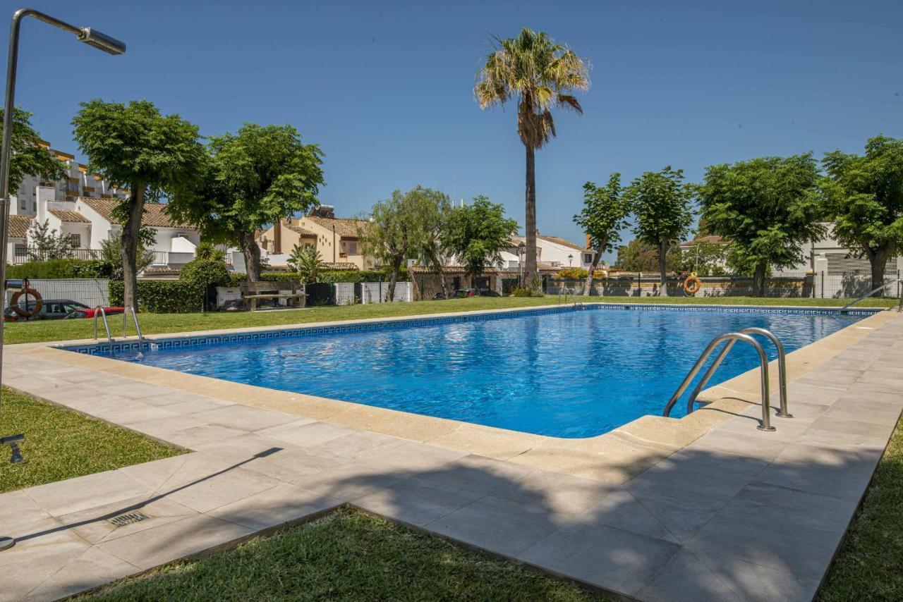Casa Con Jardín Privado Y Barbacoa Piscina Y 300 Metros De La Playa By Lightbooking Apartamento El Puerto de Santa María