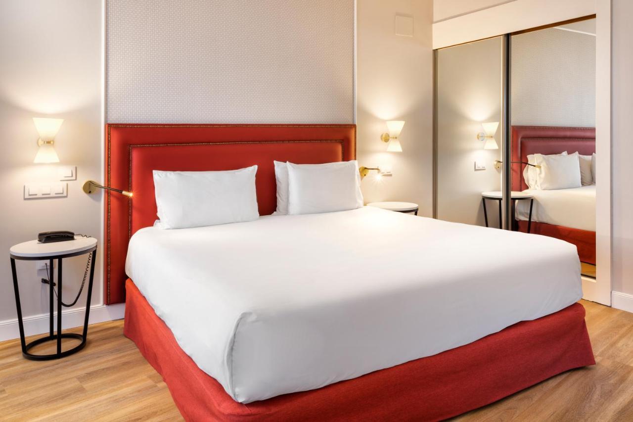 Hotel Macarena 4*