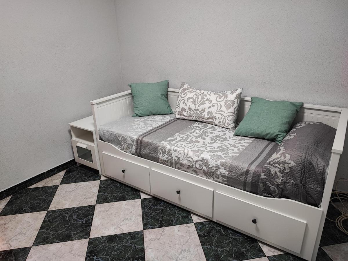 Teniente Bago Apartment Jaen