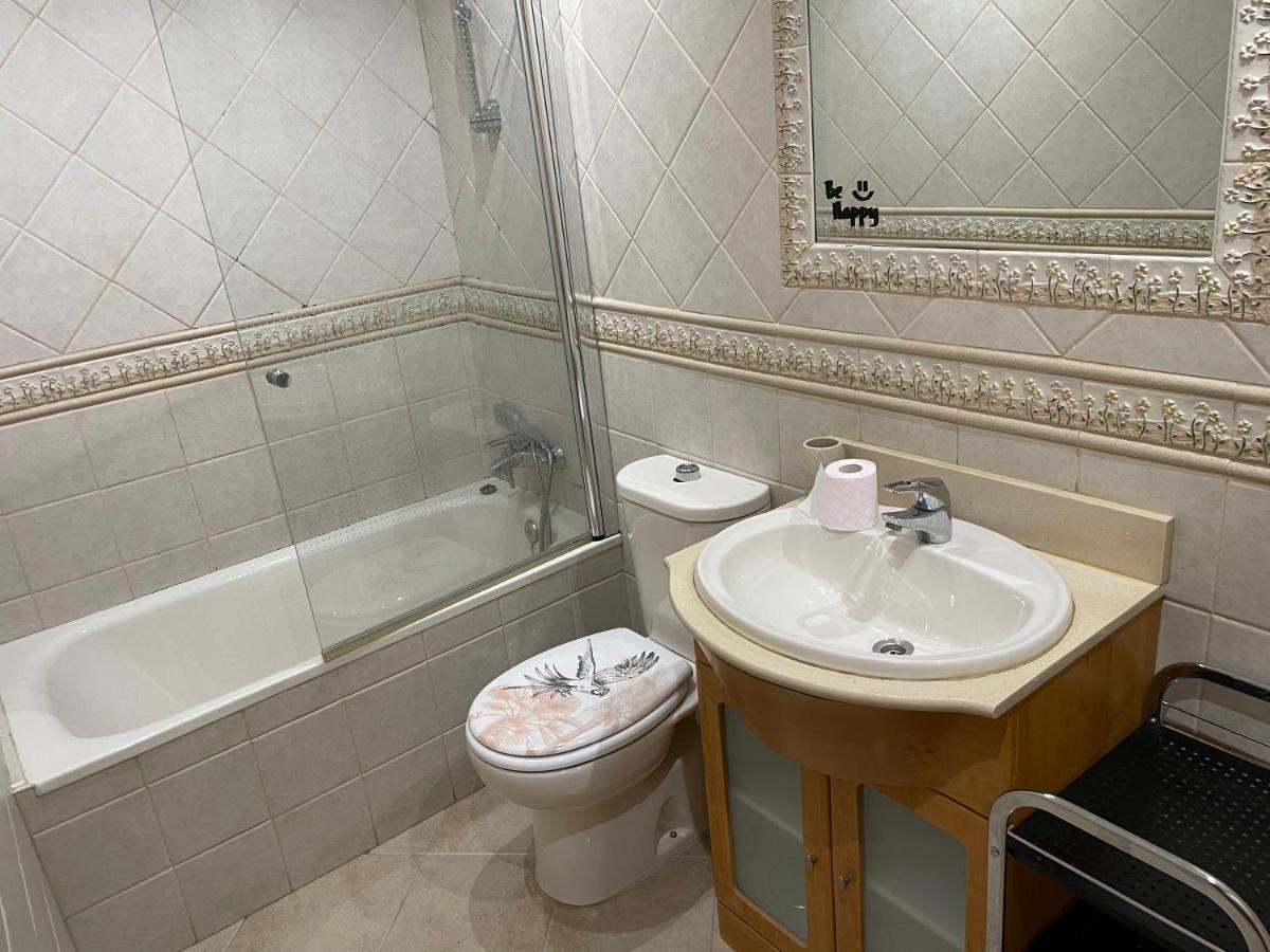 Apartment Xryhomes I Residencial En Jerez 4 Hab, 2 Banos, 7pax, 10 Min Del Centro *