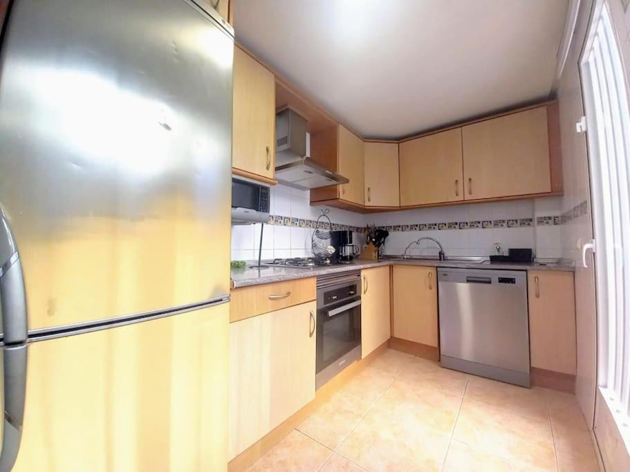 Сasa de vacaciones Awesome Cozy Bungalow , Pool Open From June To September Gran Alacant