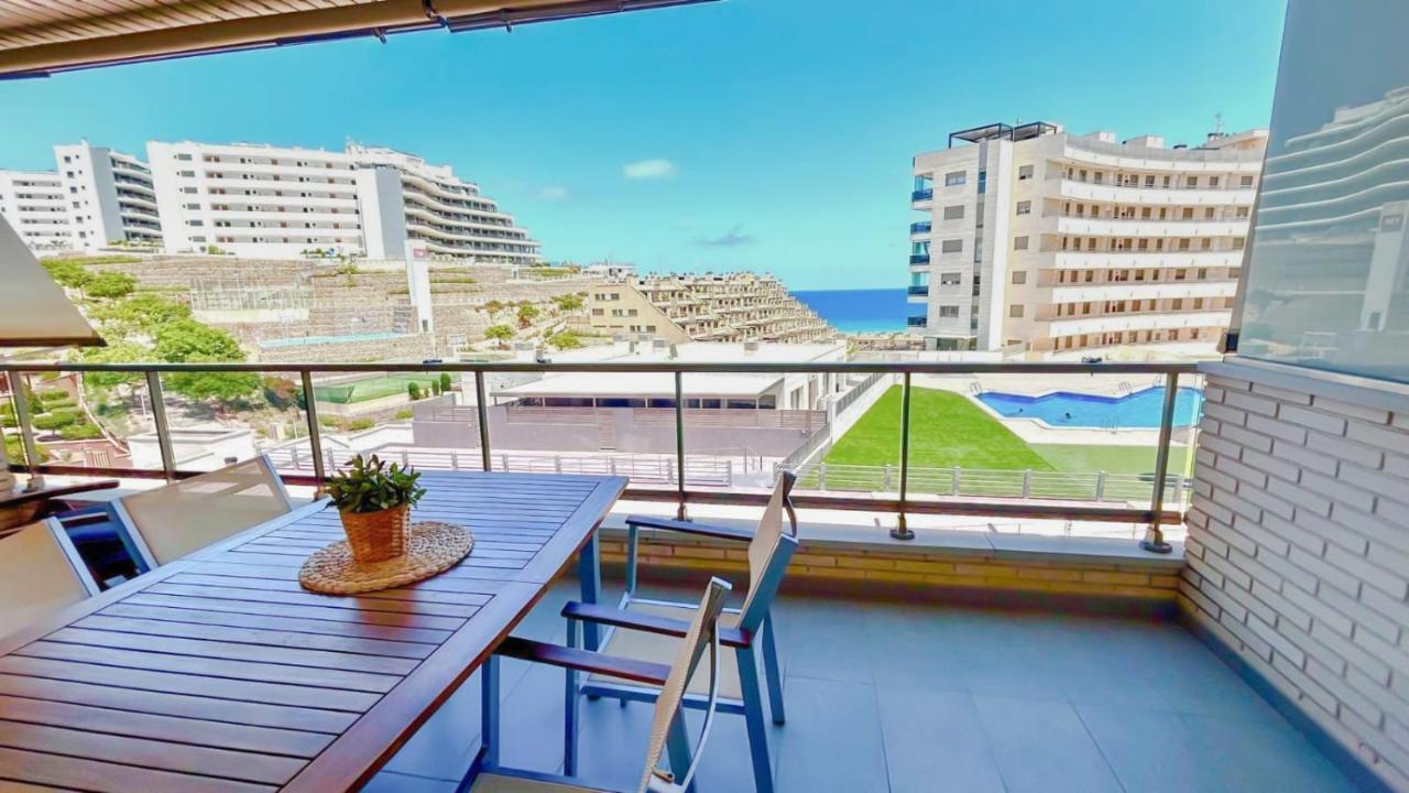 11 Y Piscina * Arenales del Sol