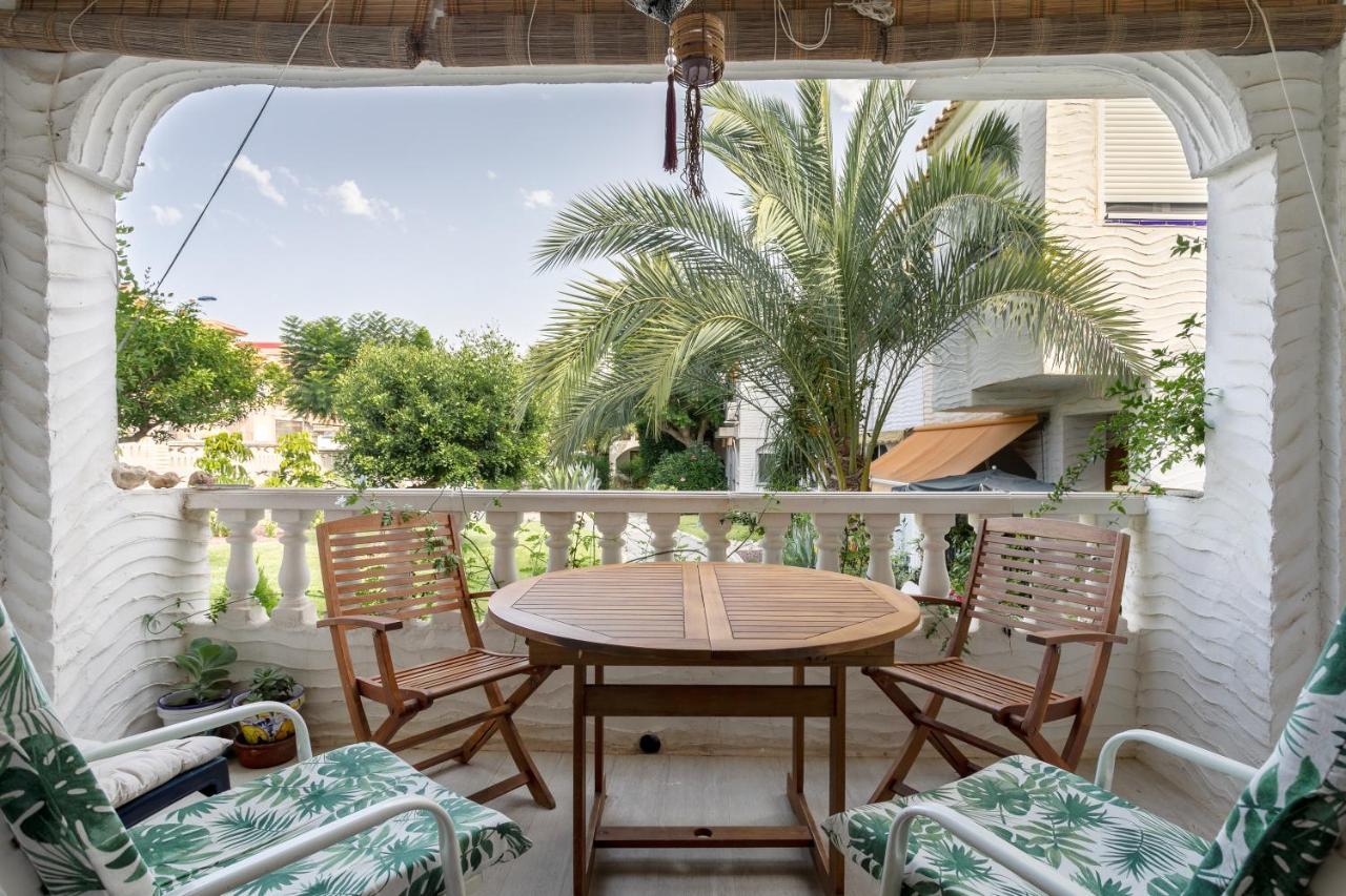 Casa En La Playa Con Piscinas A * Puerto Marino