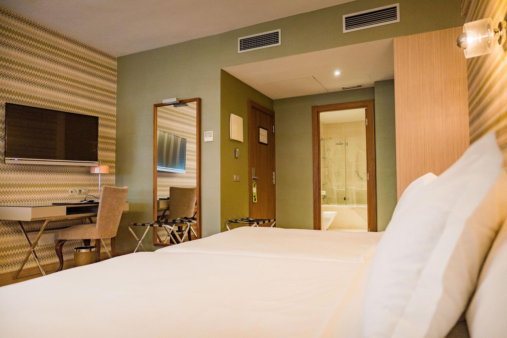 Opera 4* Madrid