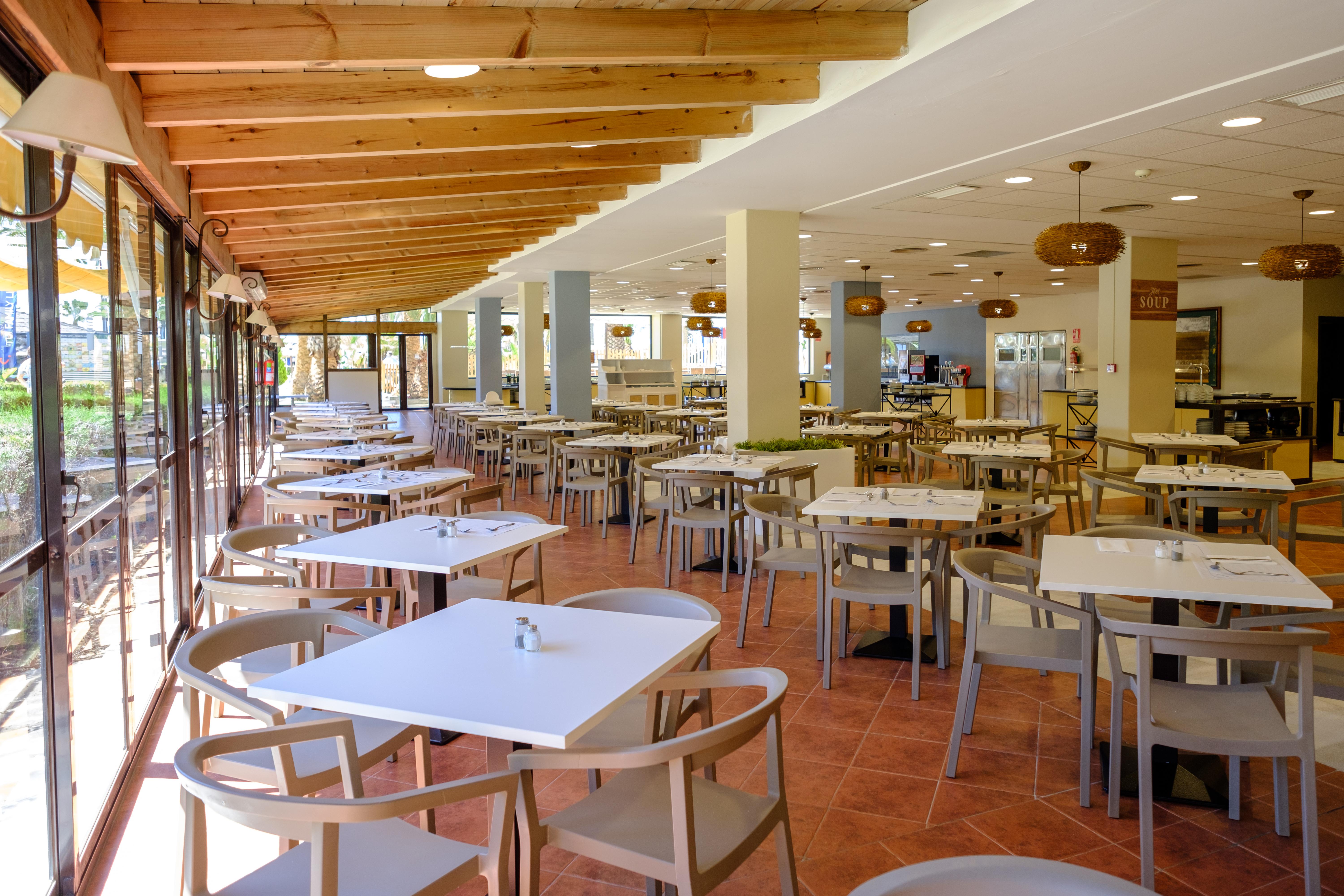 Estival Hotel 4*