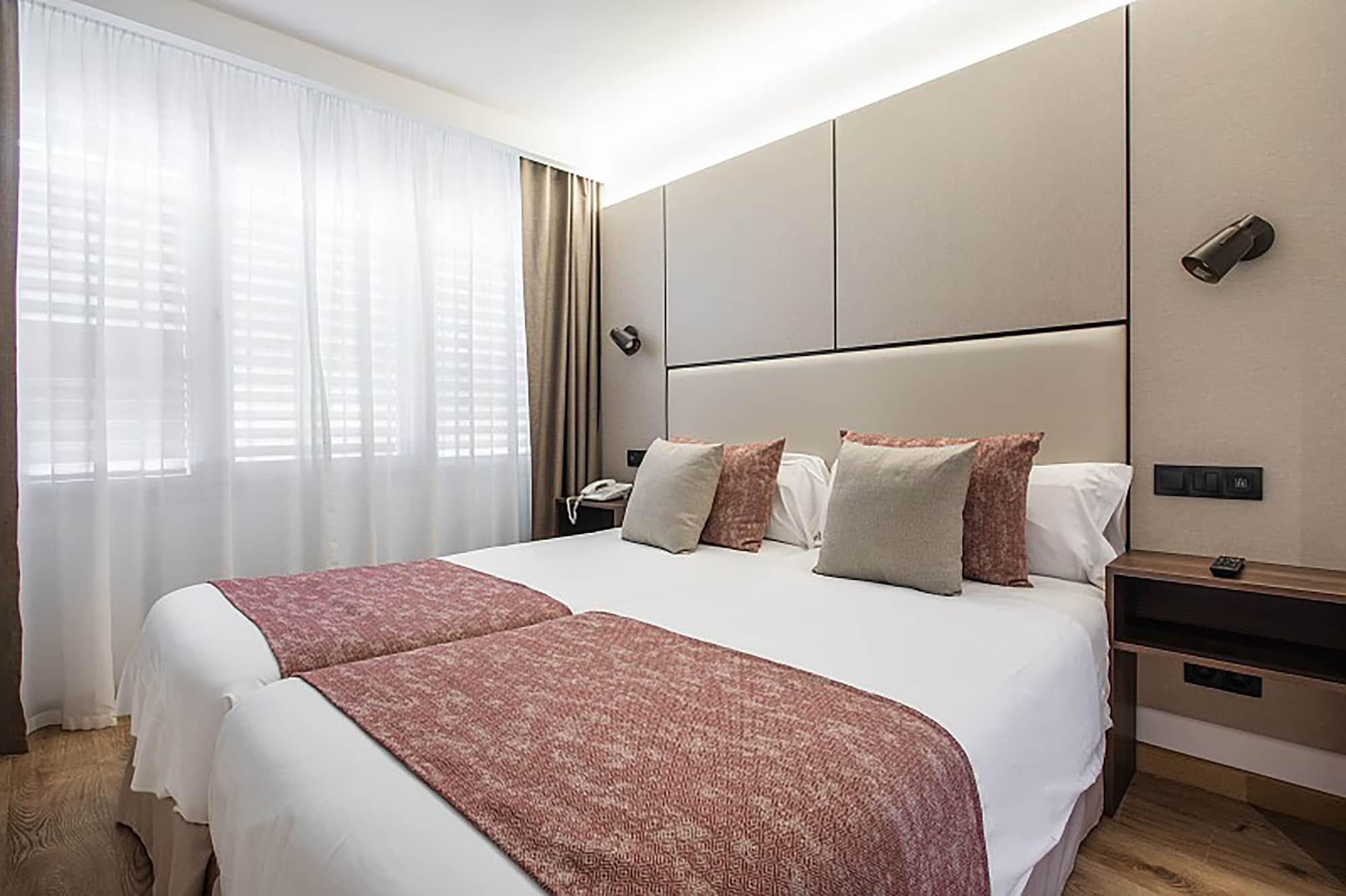 Pierre & Edificio Eurobuilding 2 Apartment *