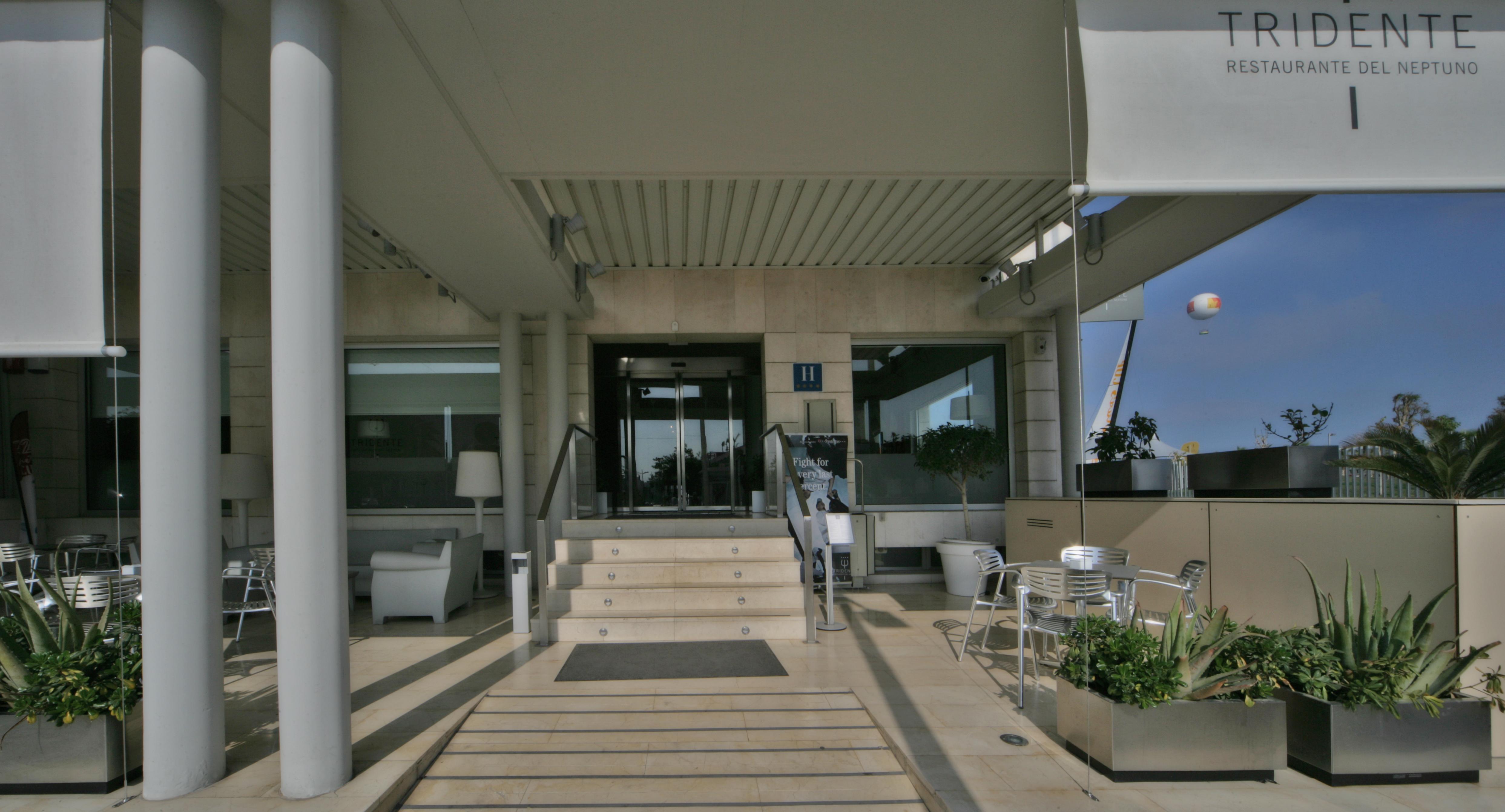 Neptuno Playa & 4*