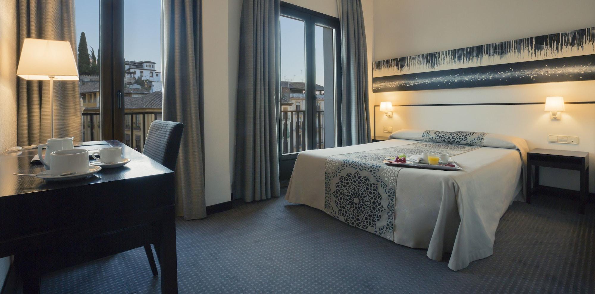Hotel Maciá Plaza Granada