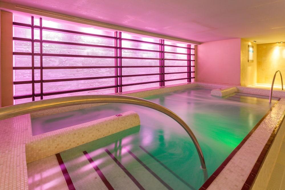 Hotel Royal Hideaway Sancti Petri By Barceló Group 5*