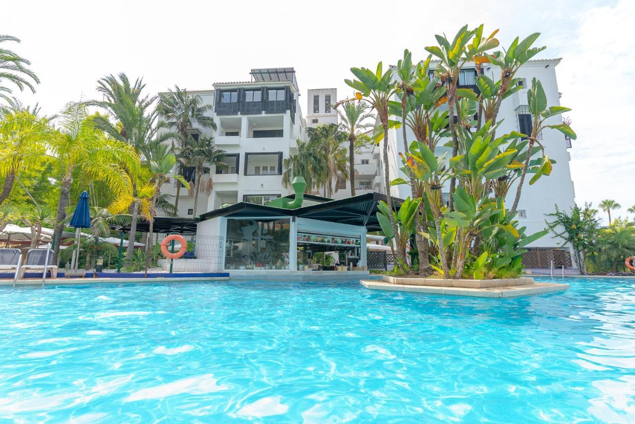 Apartamento Beachfront Complex Jardines De Golondrinas Elviria Marbella