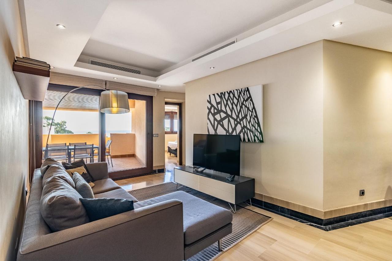 Fantástico En Primera Línea De Playa Apartamento Estepona