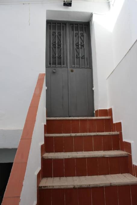 Teja Apartment *
