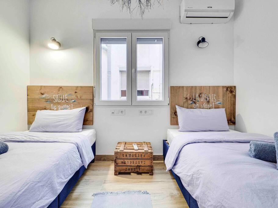 Casa Mandarina: 4 Bedrooms - 2 Terraces - Parking * L'Hospitalet de Llobregat