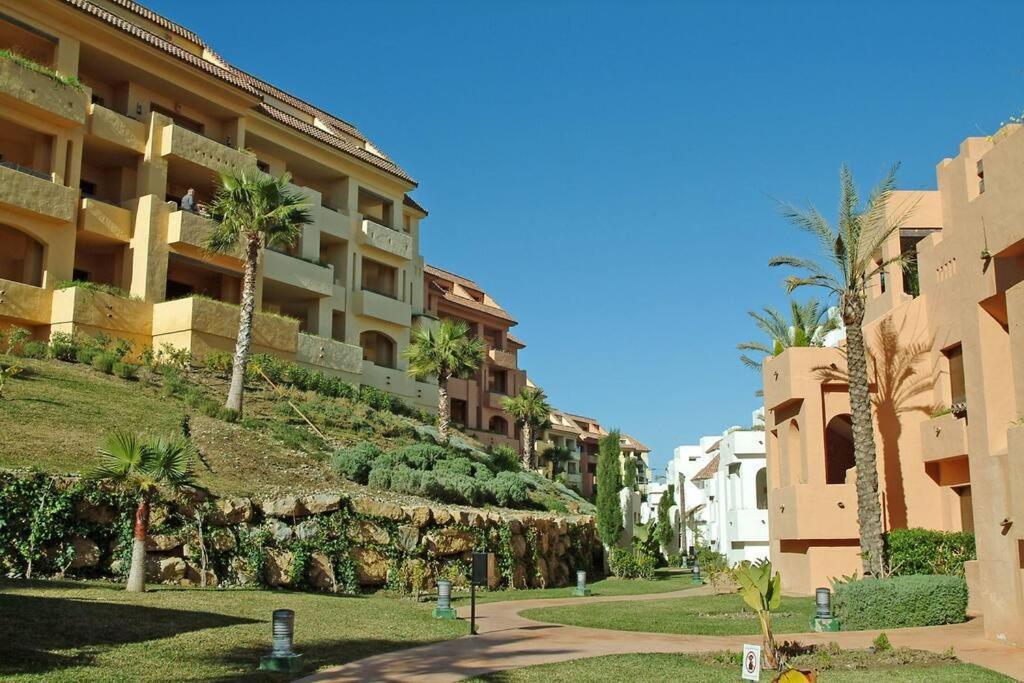 Playa Duquesa Lujo Apartamento