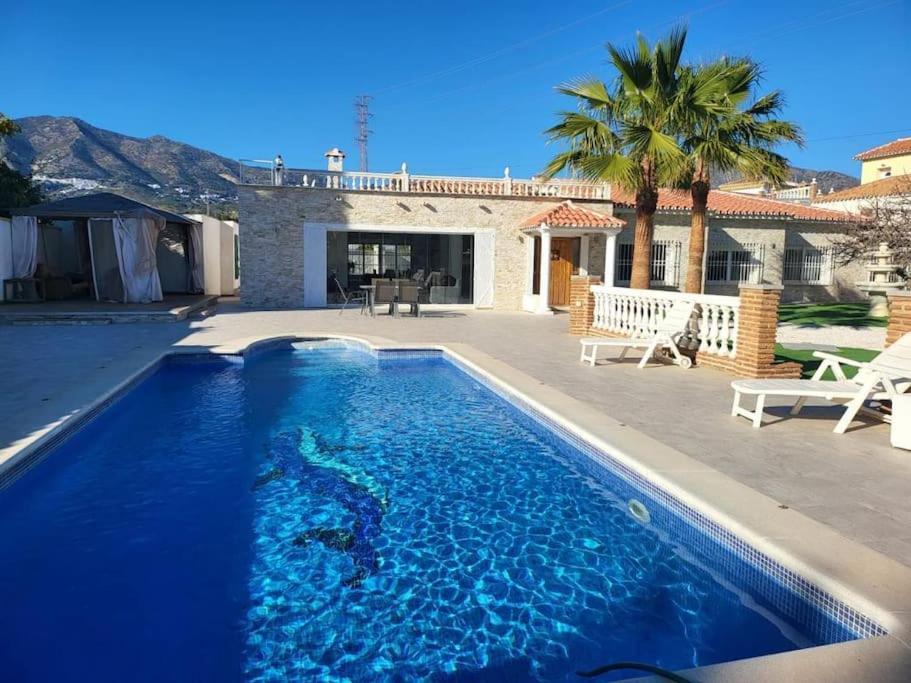 Sunny Mijas With Large Pool Free Parking Holiday home