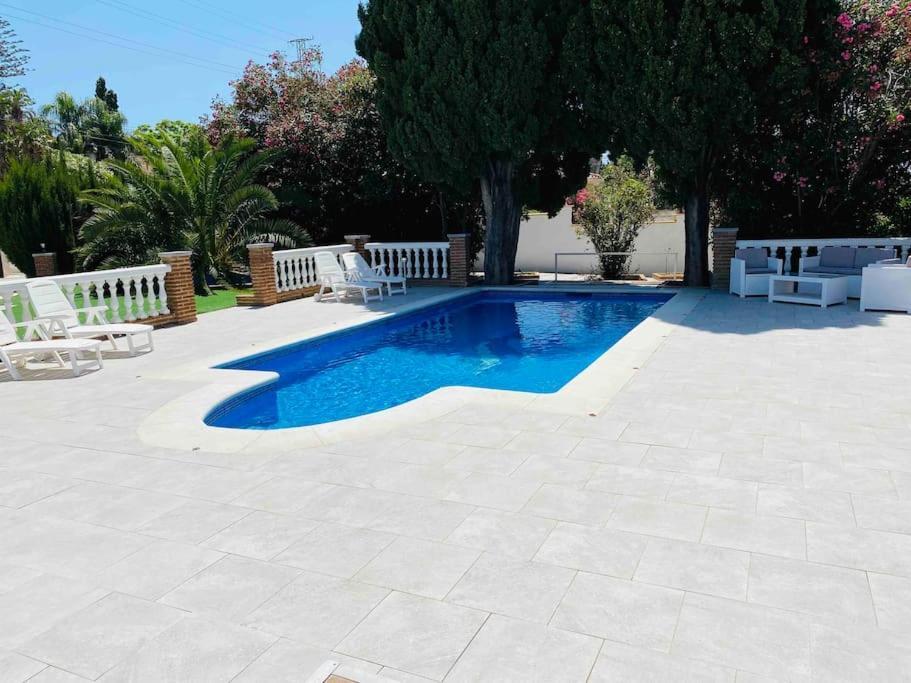 Sunny Mijas With Large Pool Free Parking Malaga