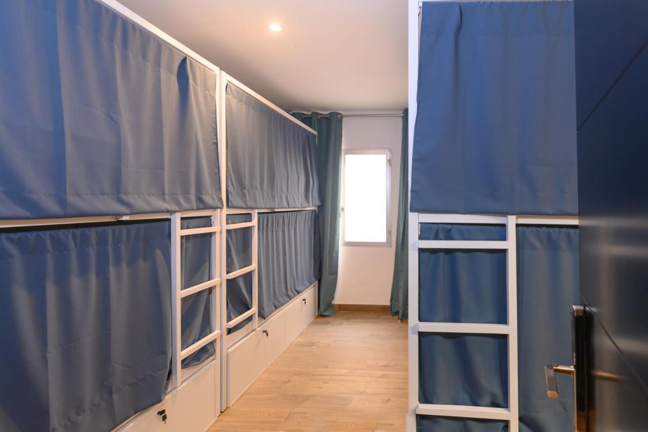Vad - Youth Age Limit 18-49 Hostal Alicante