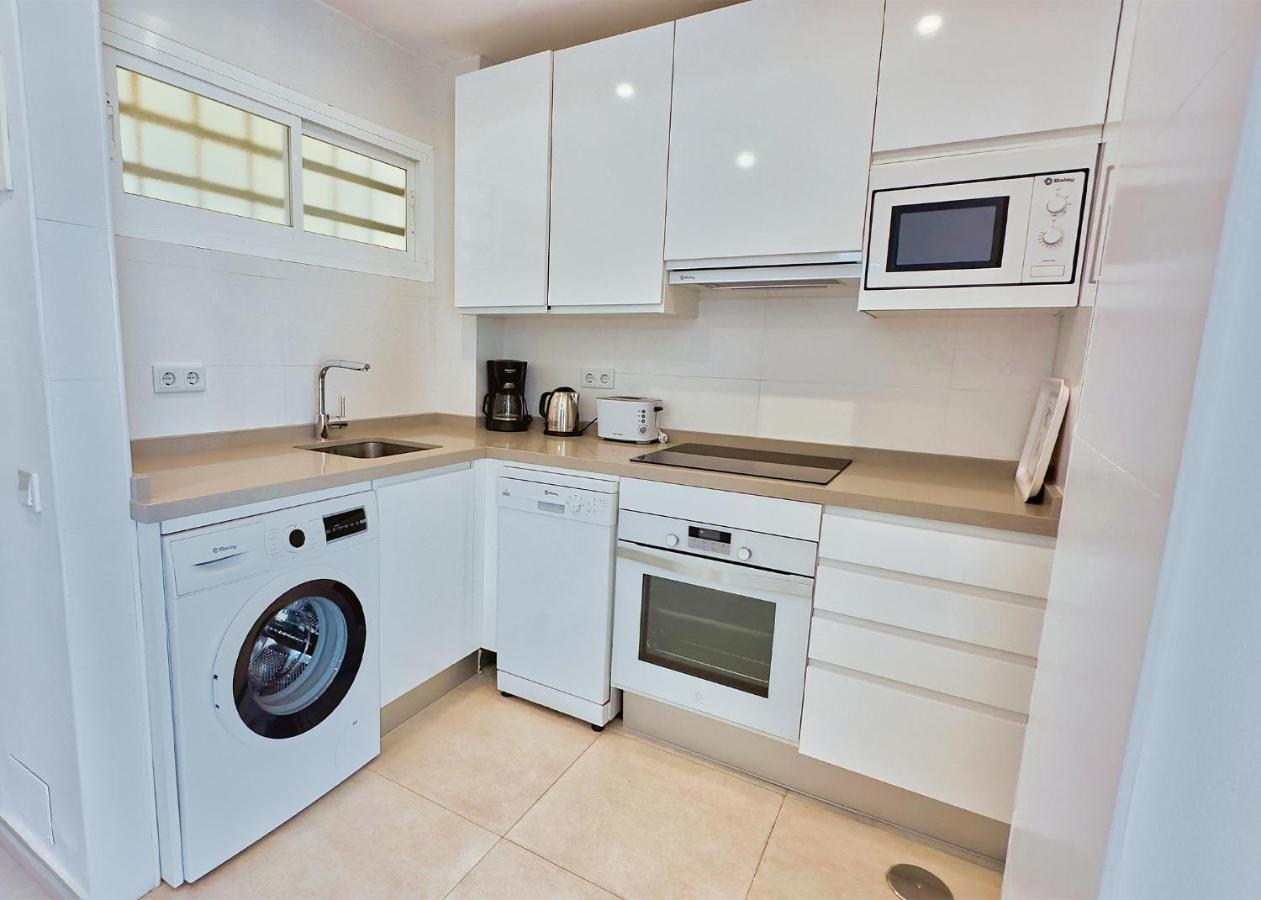 Diana 905. Superb South-facing One-bedroom With Amazing Sea Views. * Marbella