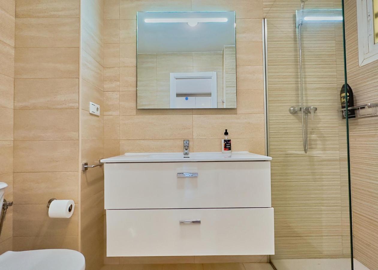 Diana 905. Superb South-facing One-bedroom With Amazing Sea Views. Apartamento *
