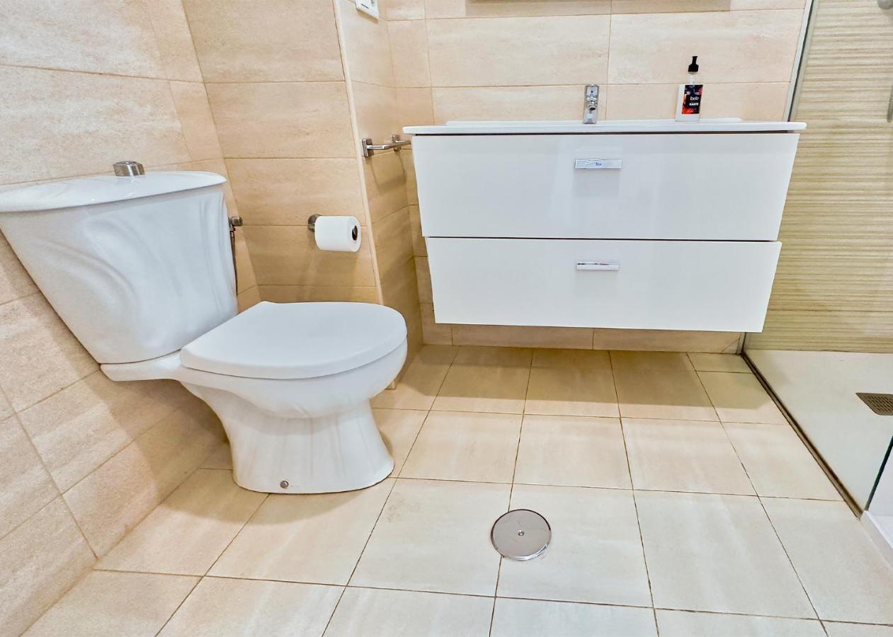 Diana 905. Superb South-facing One-bedroom With Amazing Sea Views. * Marbella