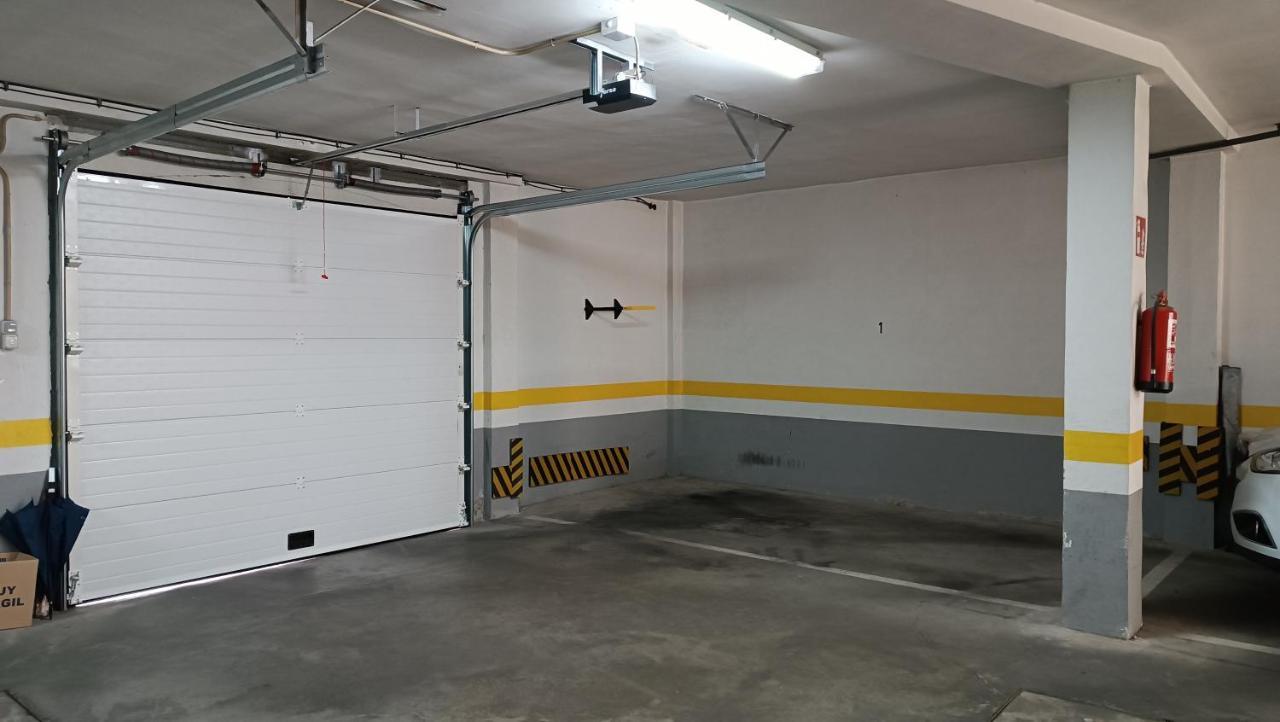 Sherryflat Aina Parking * Jerez de la Frontera