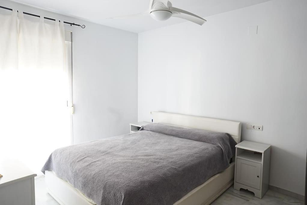 Gran Casa Ideal Familias * Atarfe