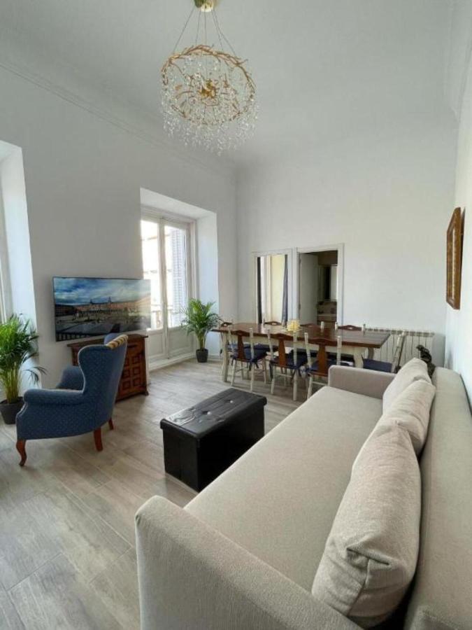 Plaza Mayor Apartment