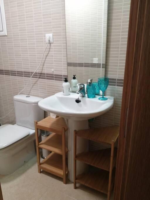 Alicante Airport And Apartamento