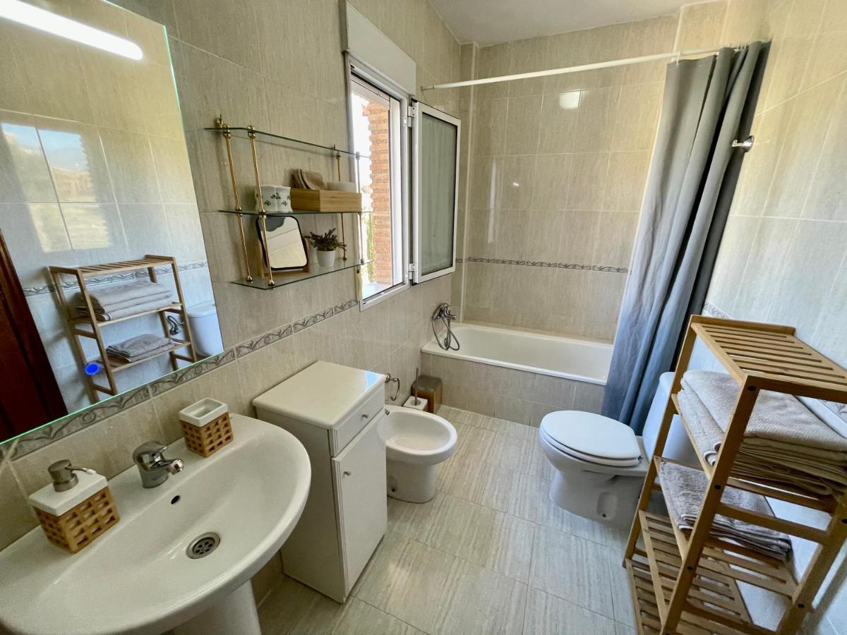 Lomalinda Holiday home