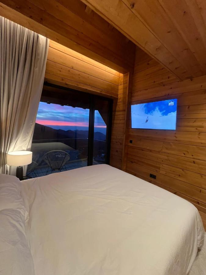 Lux 12 Chalet *