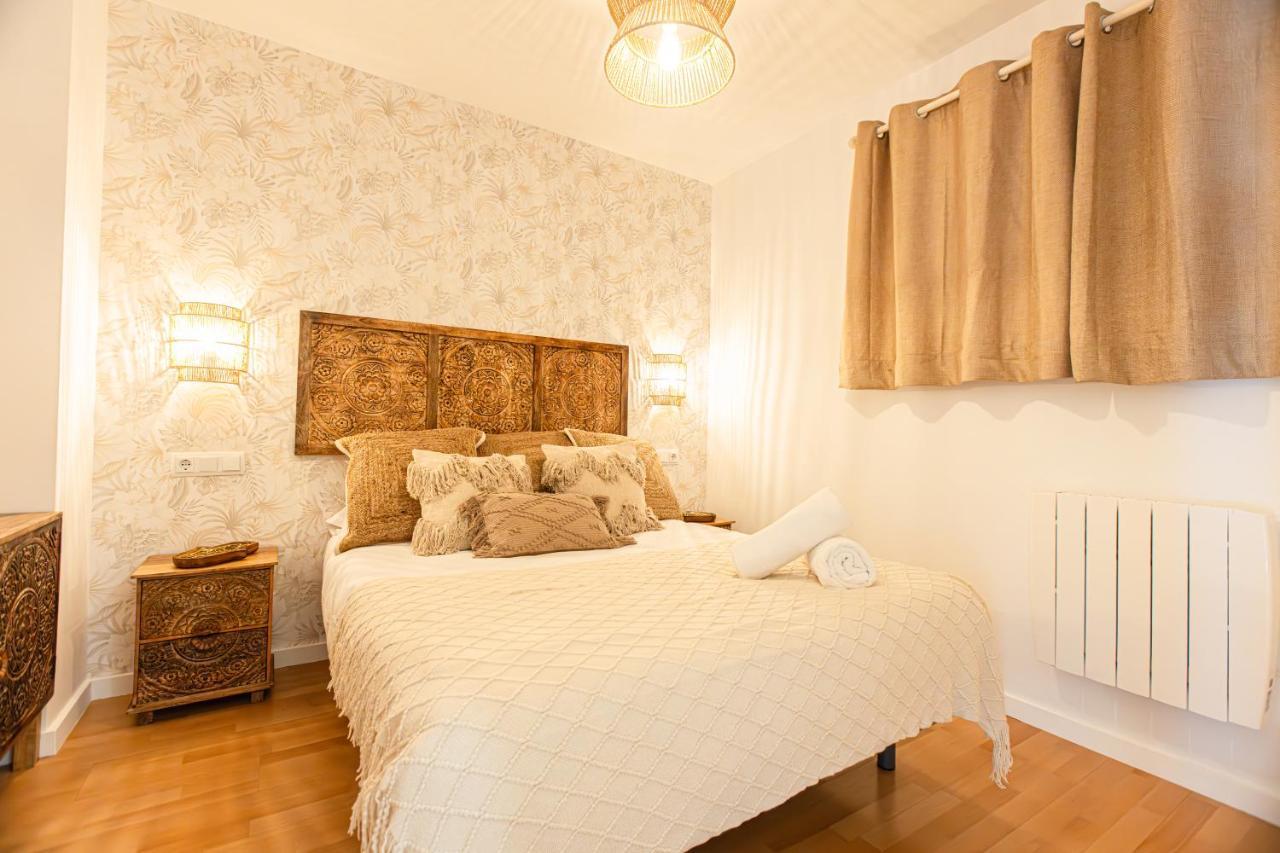 Apartment Hamsa *