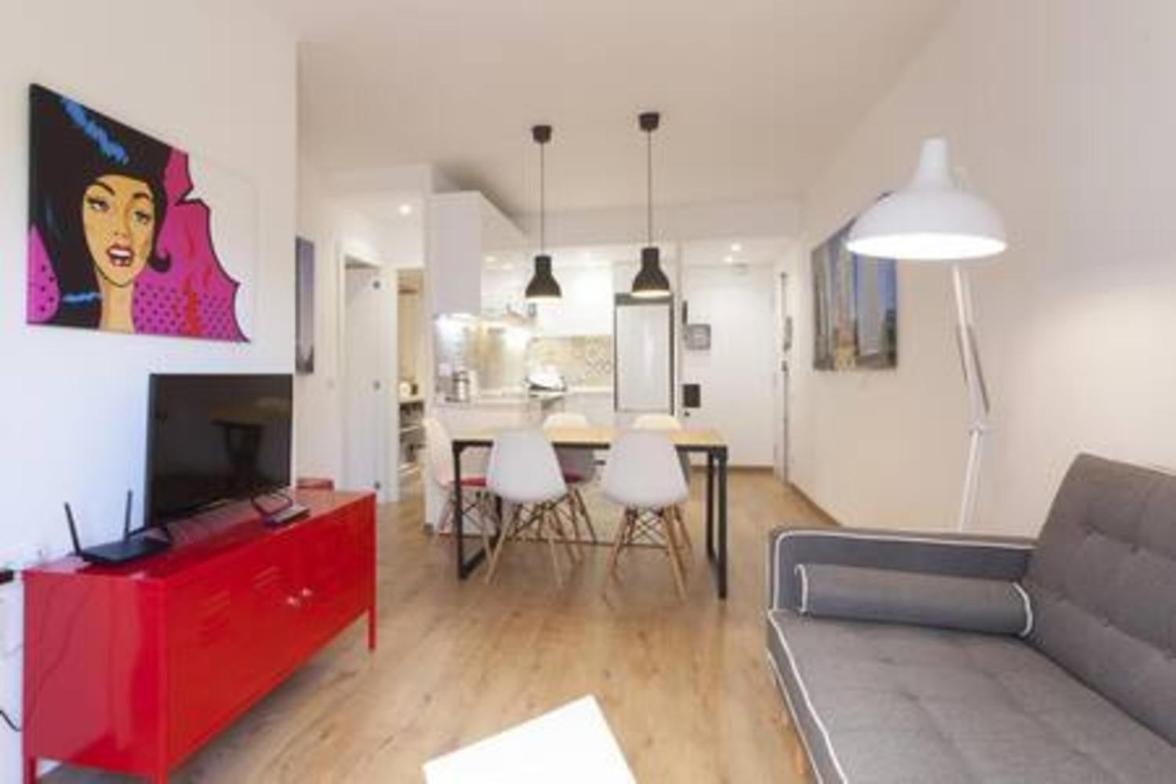 Designer Near Fira Balcony 5ppwifismart Tv By Myrentalhost Apartment *