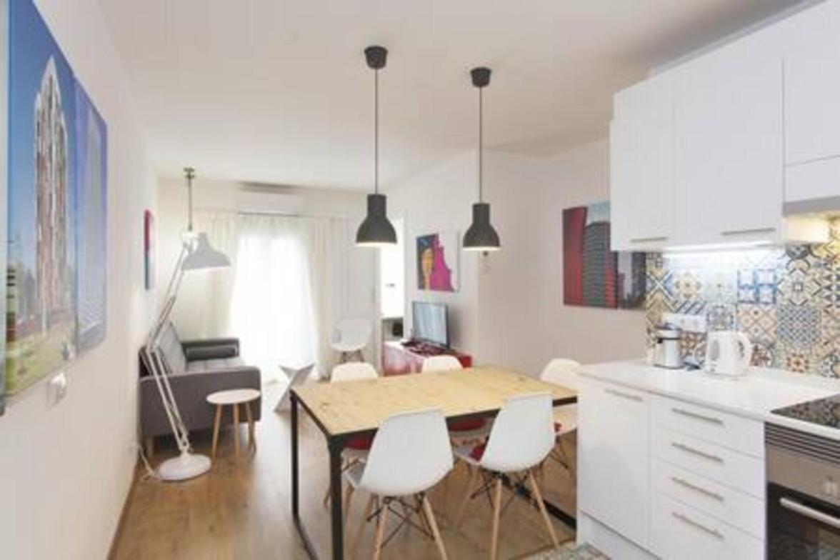 Apartment Designer Near Fira Balcony 5ppwifismart Tv By Myrentalhost L'Hospitalet de Llobregat