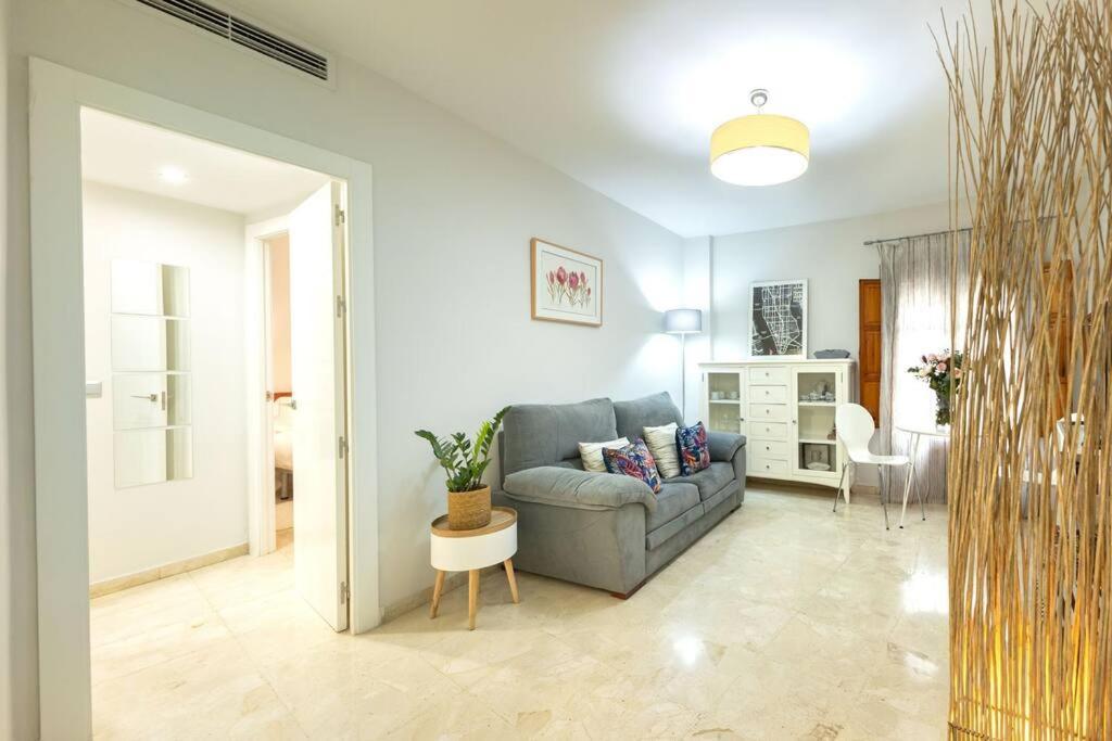 Apartamento Pajaritos Center By Valcambre