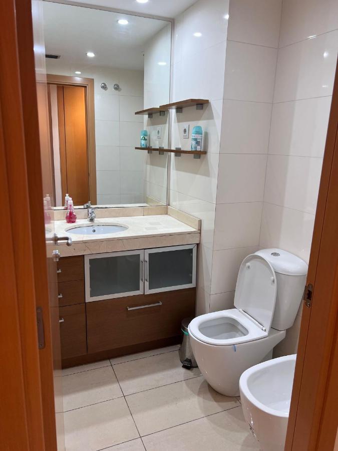 Campsite Fira Gran Via 2 - Private In A Shared - Privadas En Compartido