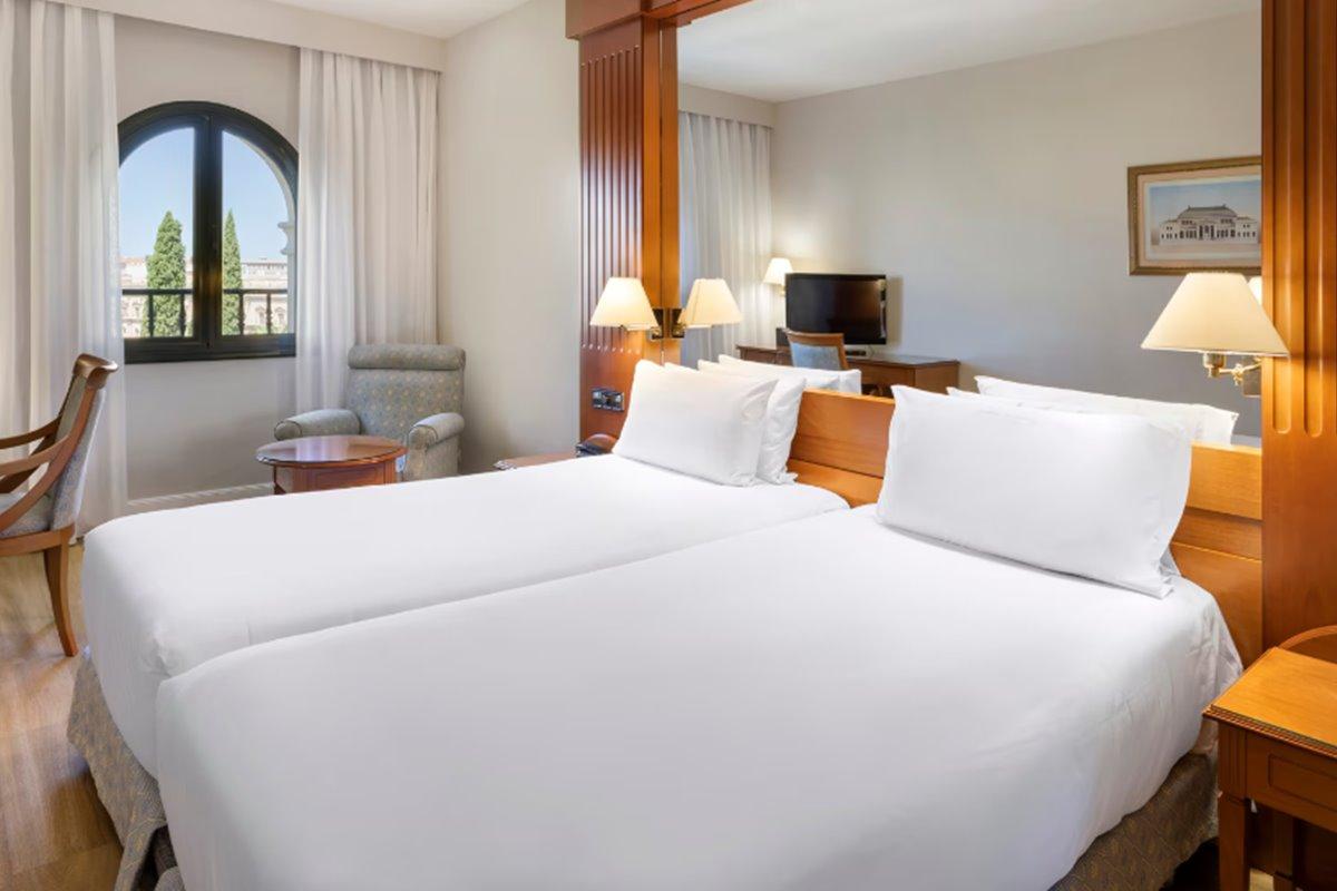 Macarena Hotel