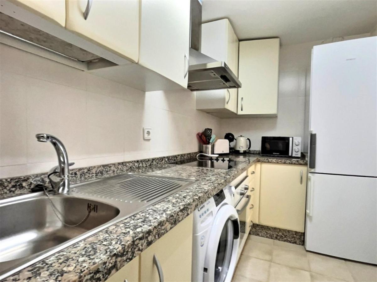 Apartamento Two Bedroom Walking Distance To A Stunning In Casares Costa Bahía de Casares