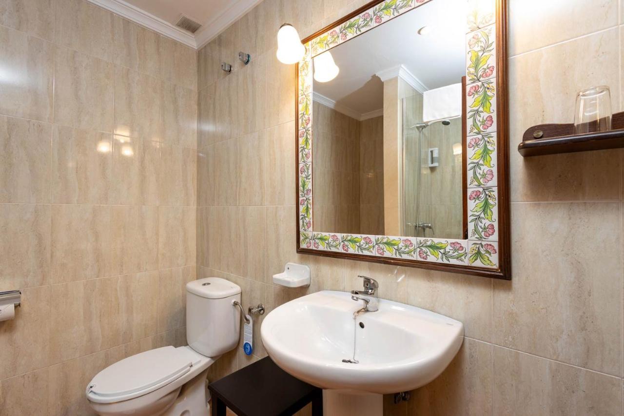 Hotel Tugasa Truchas