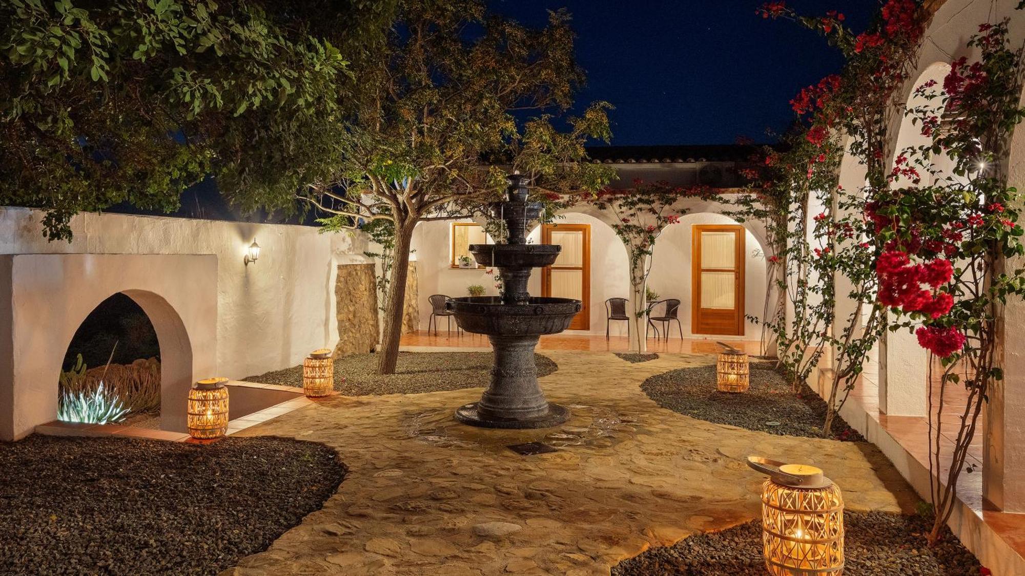 Cortijo El Sarmiento - Adults Only Bed and breakfast