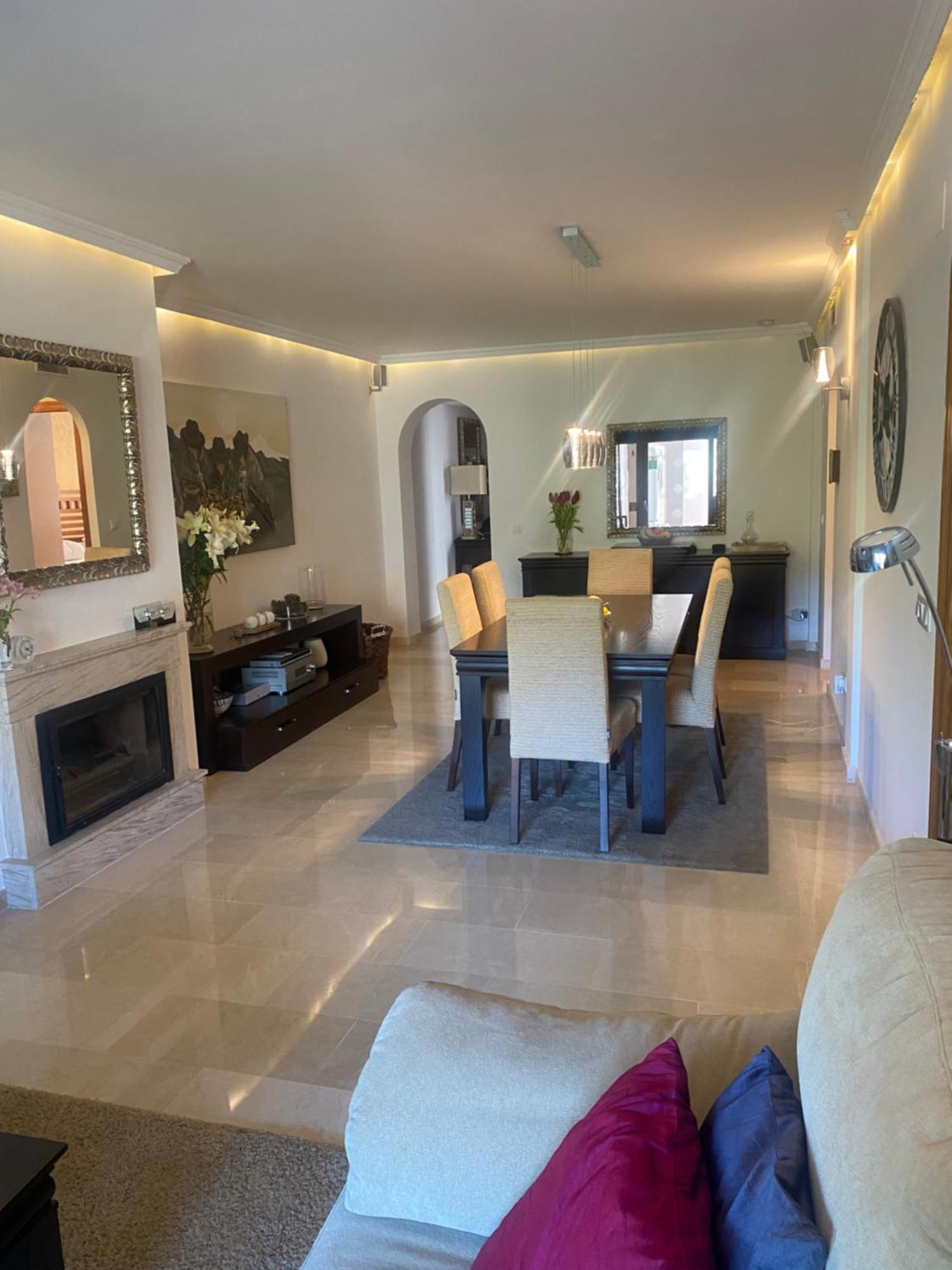 Apartamento Modern In Village Centre With Underground Parking Benahavís