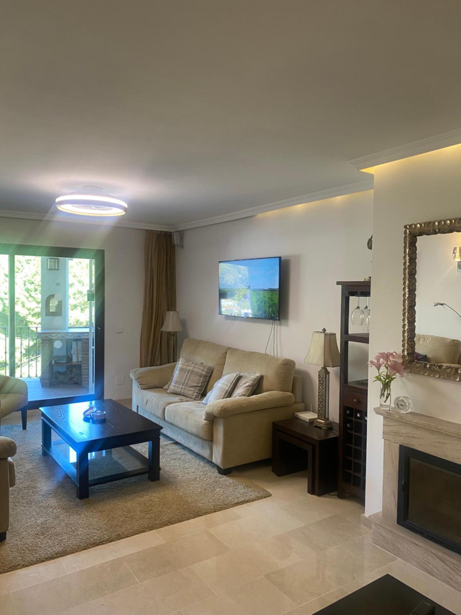 Apartamento Modern In Village Centre With Underground Parking Benahavís