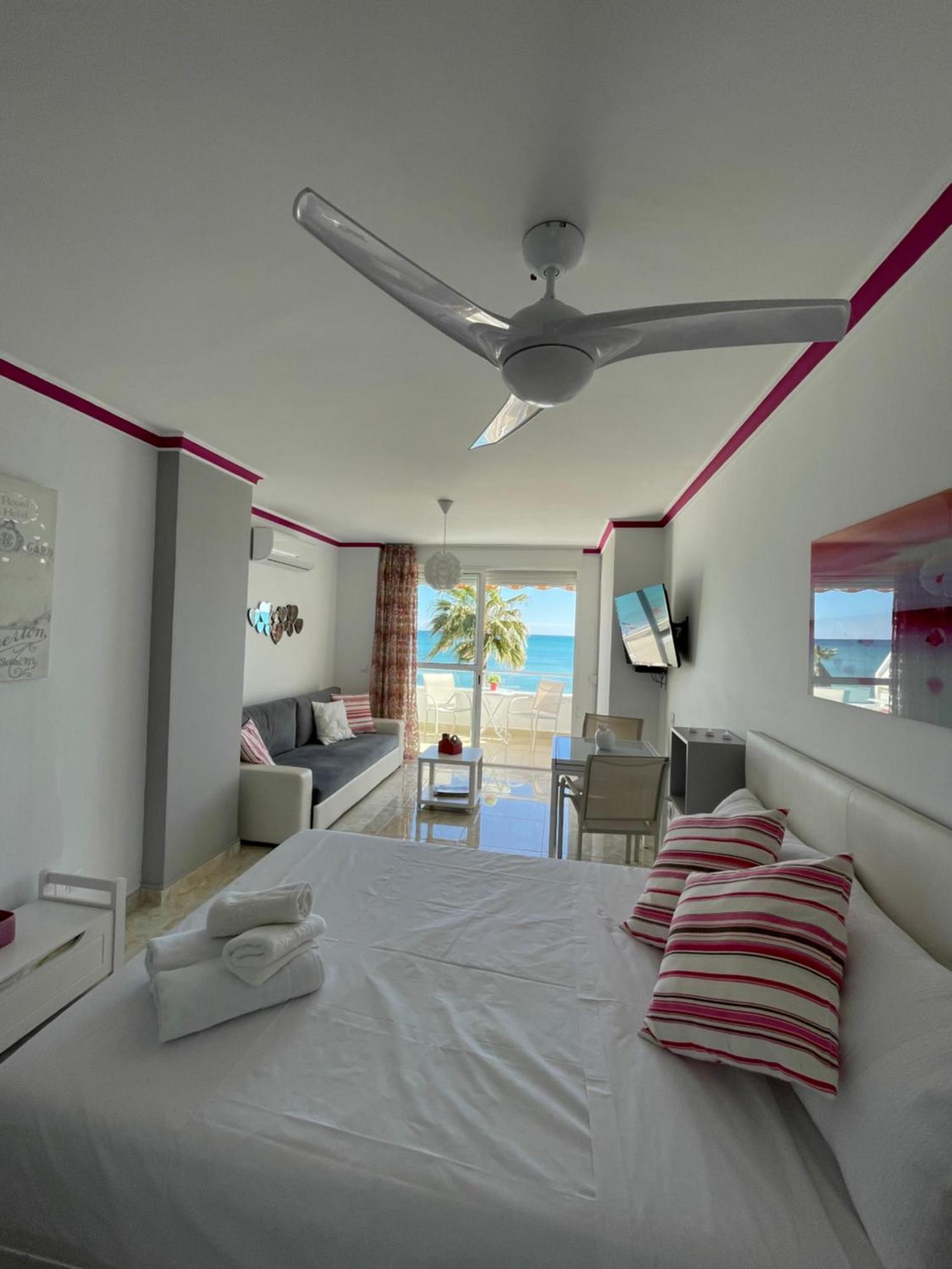 Roca Chica. - First Line Apartamento
