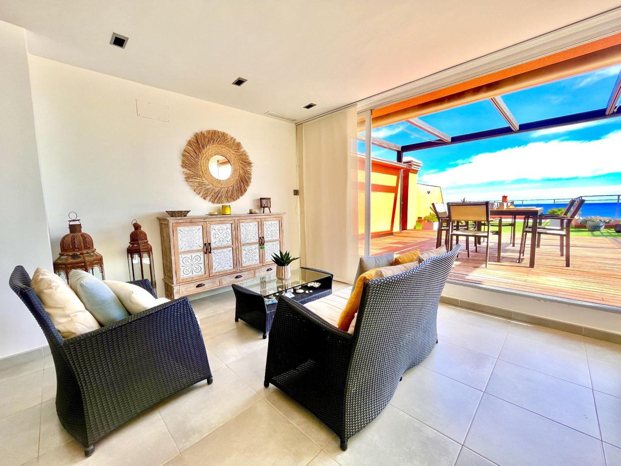 Apartment Arenales Beach House By Gloove Arenales del Sol
