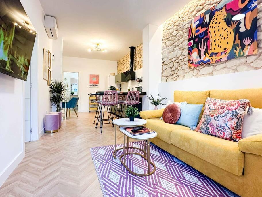 Sofisticacion Y Glamour Frente Al Auditorio. Apartamento
