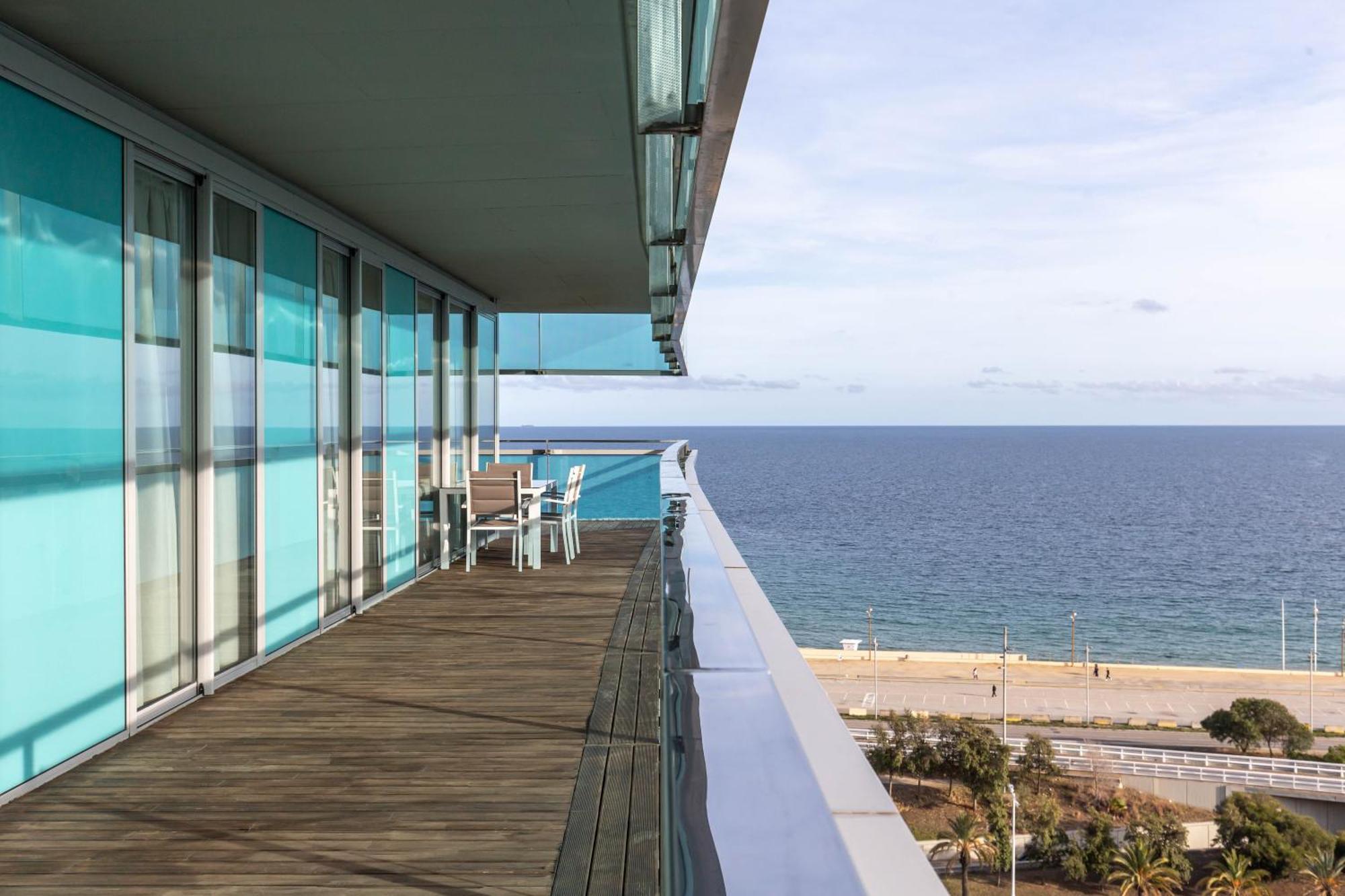 Apartment Luxury With Sea View!