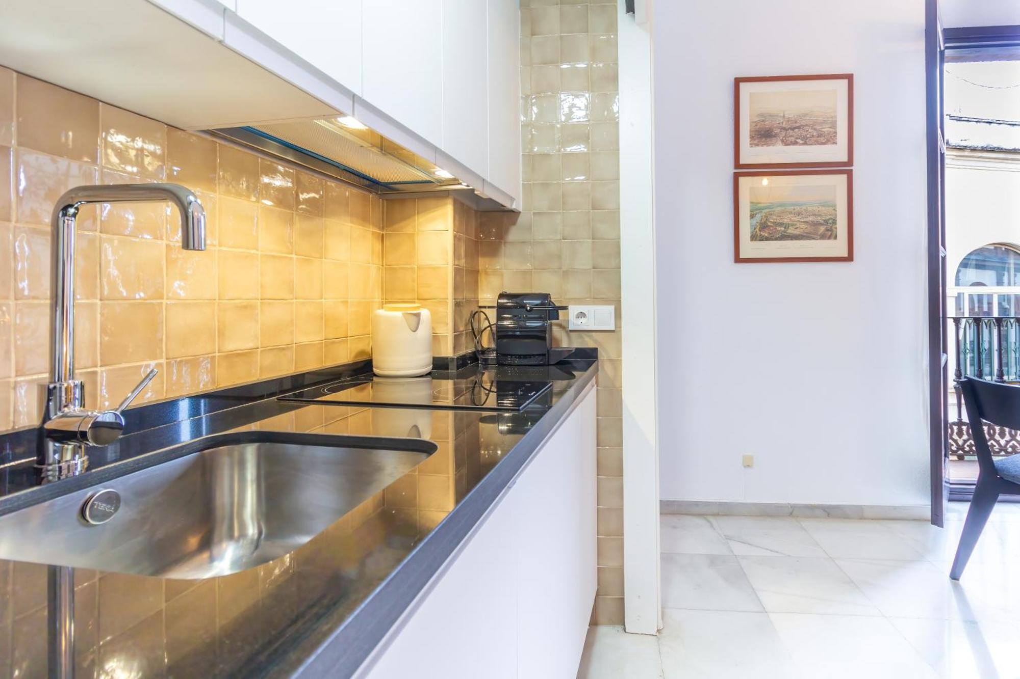 Apartment Alohamundi Giralda Ii